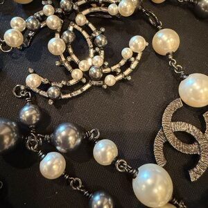 Almost New Chanel Pearl Bead CC Chain Belt
- Size 44 / 110